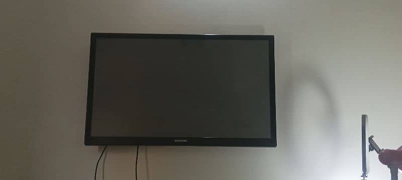 43" Plasma Display LCD Samsung TV 3