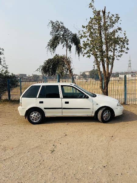 Suzuki Cultus VXR 2015 17