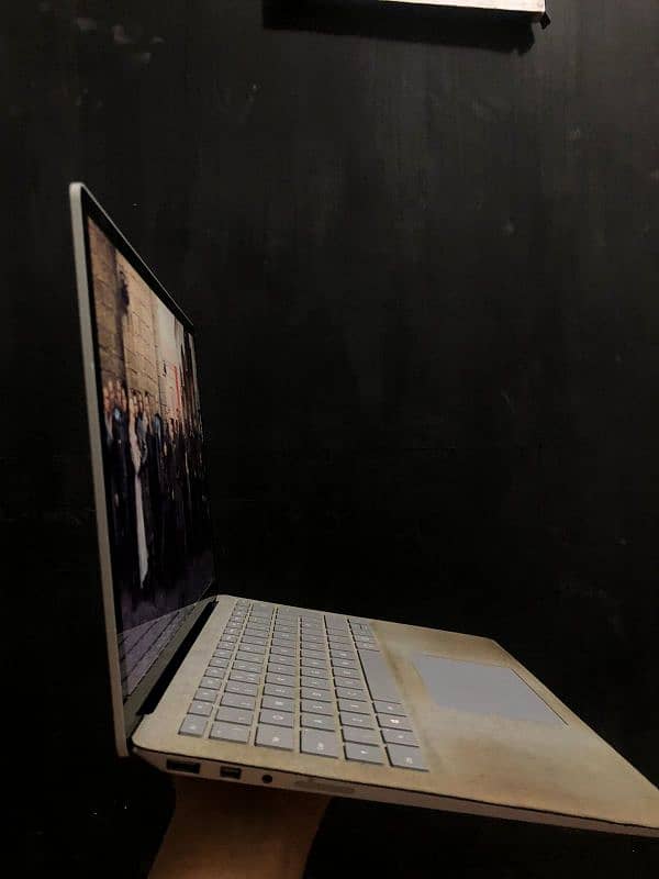 Microsoft surface i5 7th Generation 5