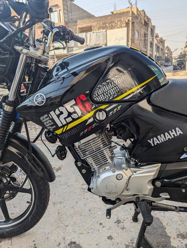 Yamaha YBR G 4