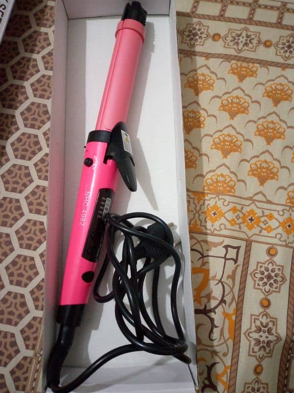 Hair Straightener and Hair curler 3