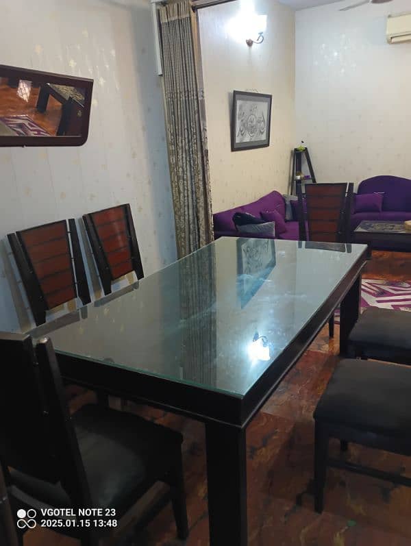 Dinning Table and chairs for sale 1