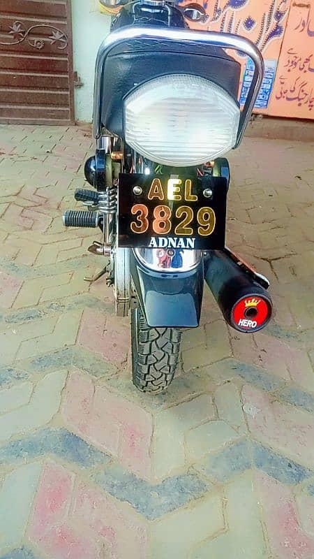 bettry dalnay wali hai Baki bike biqul ok hai03417333601 3