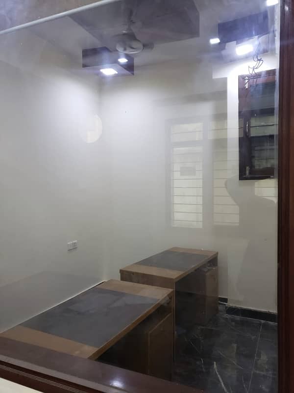 WELL MAINTAINED OFFICE IS AVAILABLE FOR RENT 5