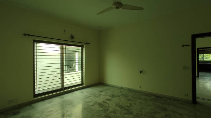 1 Kanal Upper Portion Available For Rent 3