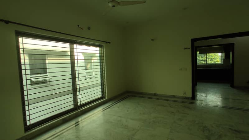 1 Kanal Upper Portion Available For Rent 4