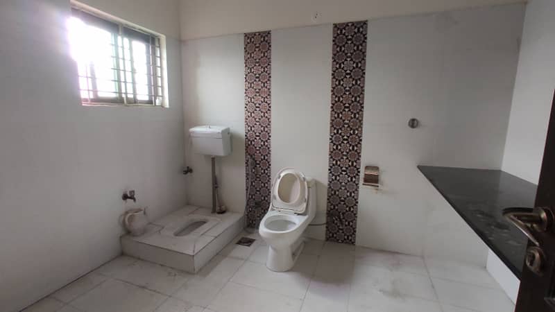 1 Kanal Upper Portion Available For Rent 11