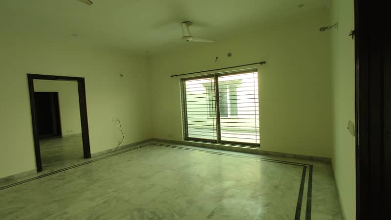 1 Kanal Upper Portion Available For Rent 13