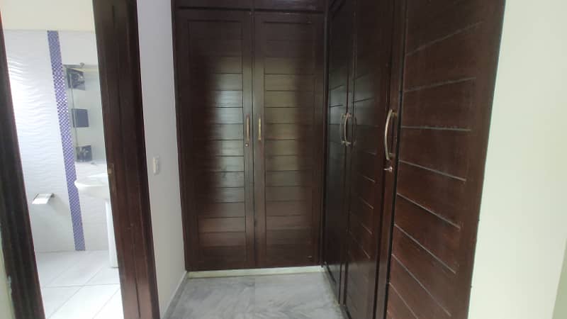 1 Kanal Upper Portion Available For Rent 15