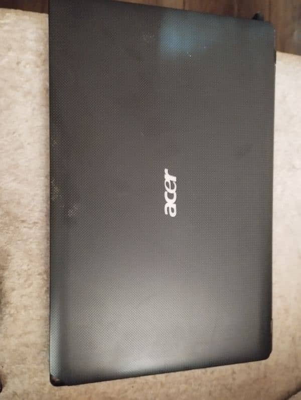 Acer laptop for sale ram 2 GB hard drive 256gb corei5 1