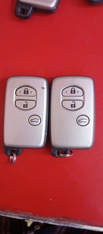 Toyota lexus prado land cruiser smart card key remote available 5