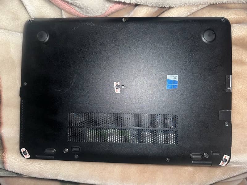 hp core i5 7th generation touch screen 3