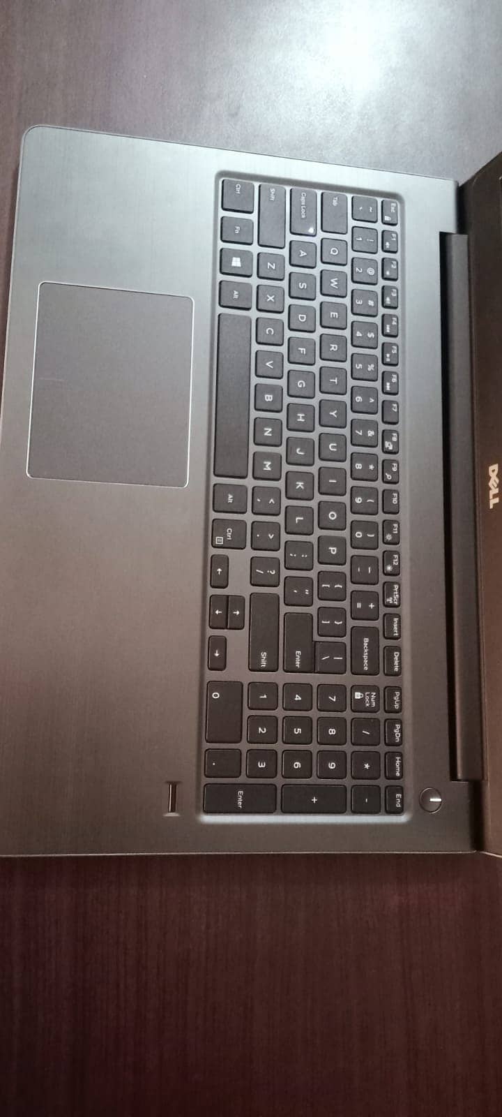 Dell Vostro Cor i5 7th Gen 4