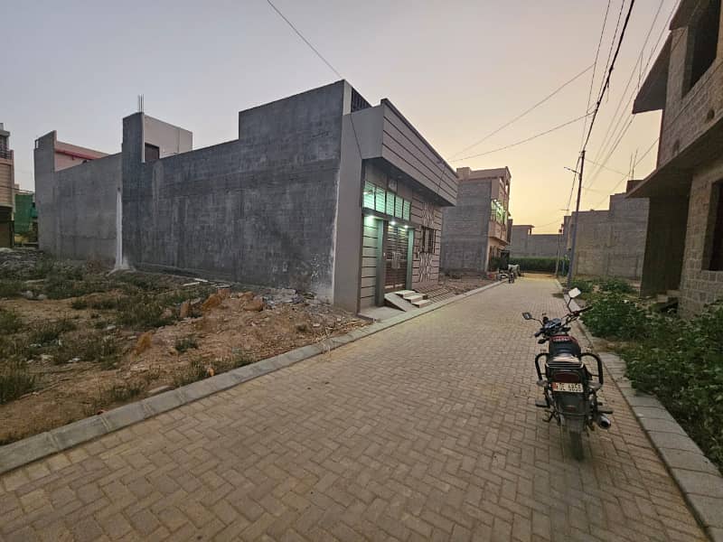 120 SQ-YARDS LEASED PLOT NORTH TOWN RESIDENCY PHASE 1 0