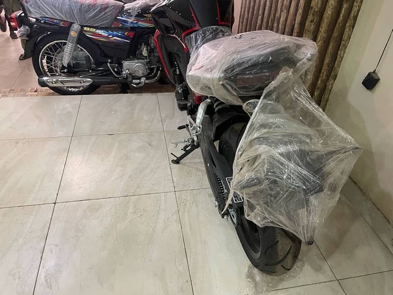 Superstar 200cc brand new 4