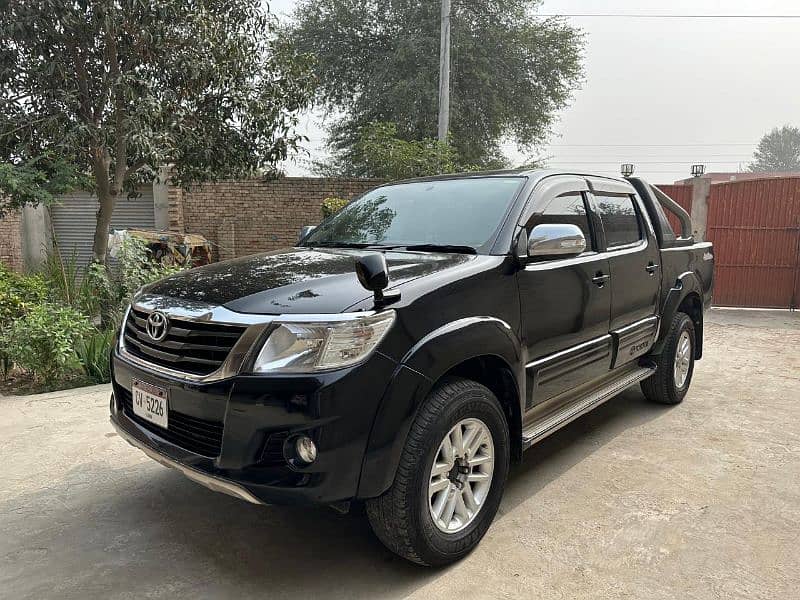 Toyota Hilux 2015 9