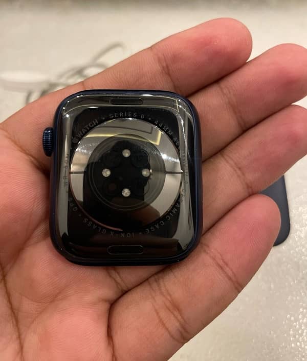 apple watch series 6 gps 44mm 7