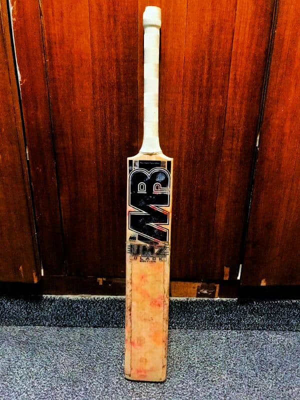 MB Black Edition Cricket Bat Premium Quality at a Great Price! 0