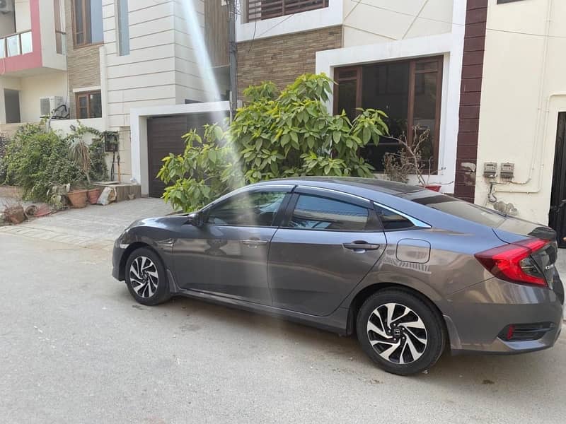 Honda Civic Oriel 2017 3