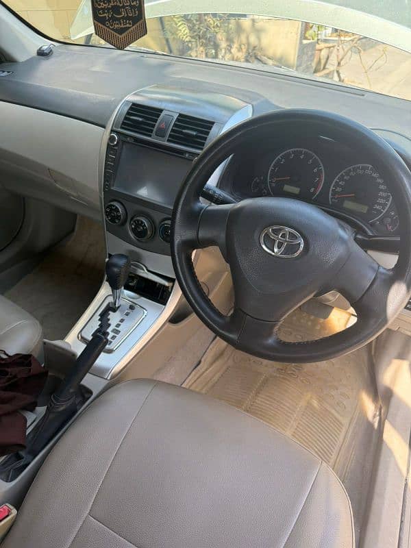 Toyota Corolla GLI 2012 6