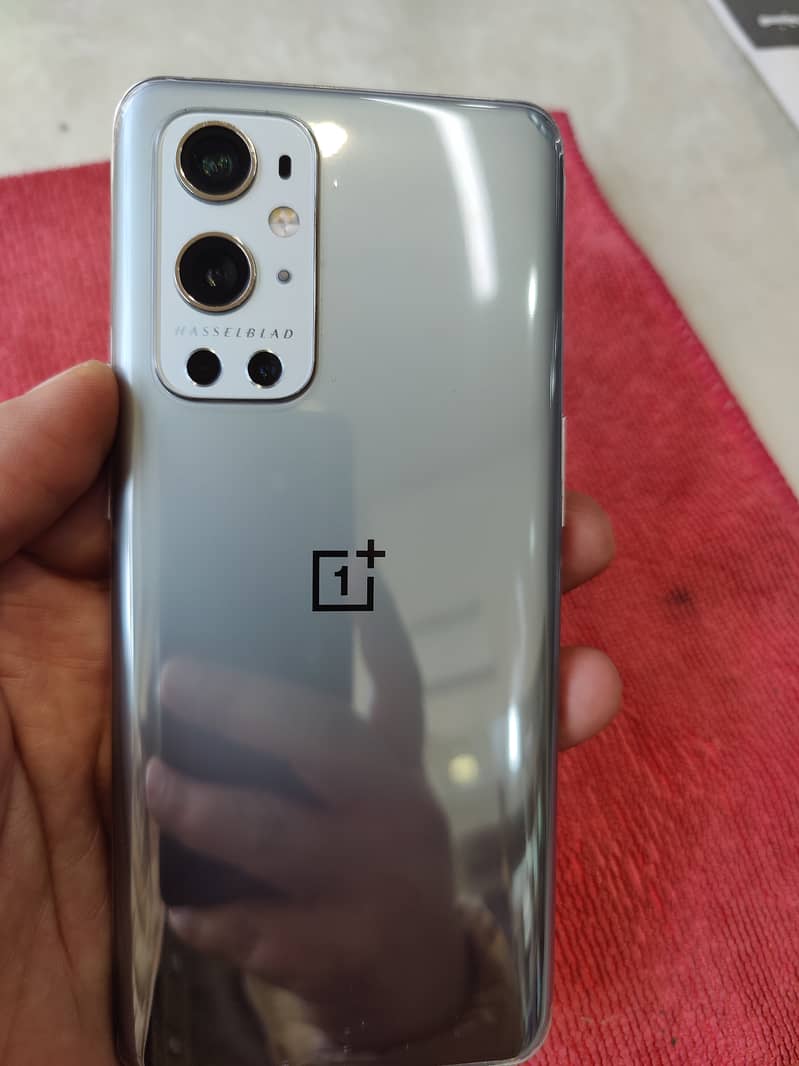 Oneplus 9 pro 12/256 dual sim approved 7