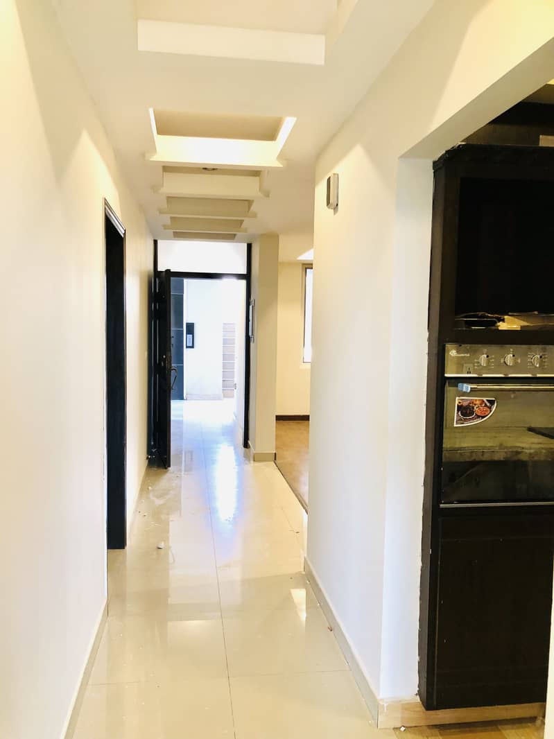 3 Bedrooms Unfurnished Apartment For Rent In Executive Heights F-11 Markaz 3