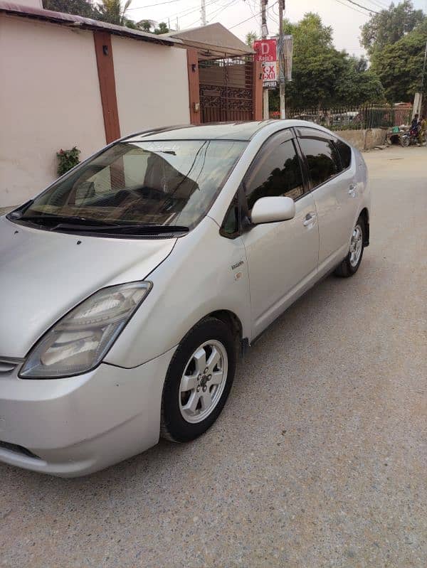 Toyota Prius 2007 / 2012 G Touring 2