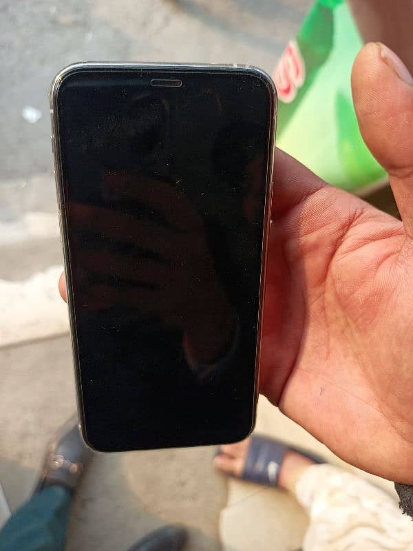 Iphone 11 pro 256 Gb Pta Approved 4