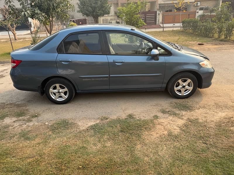 Honda City IDSI 2004 6