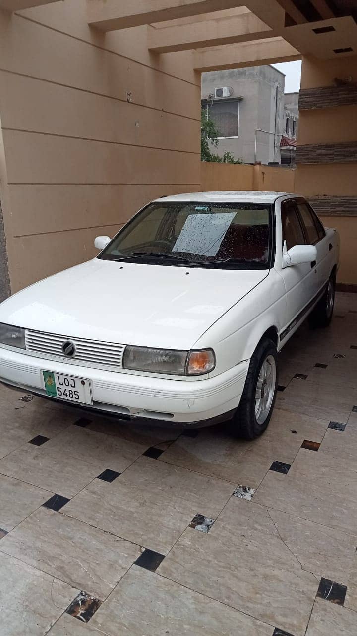 Nissan Sunny 1993 4