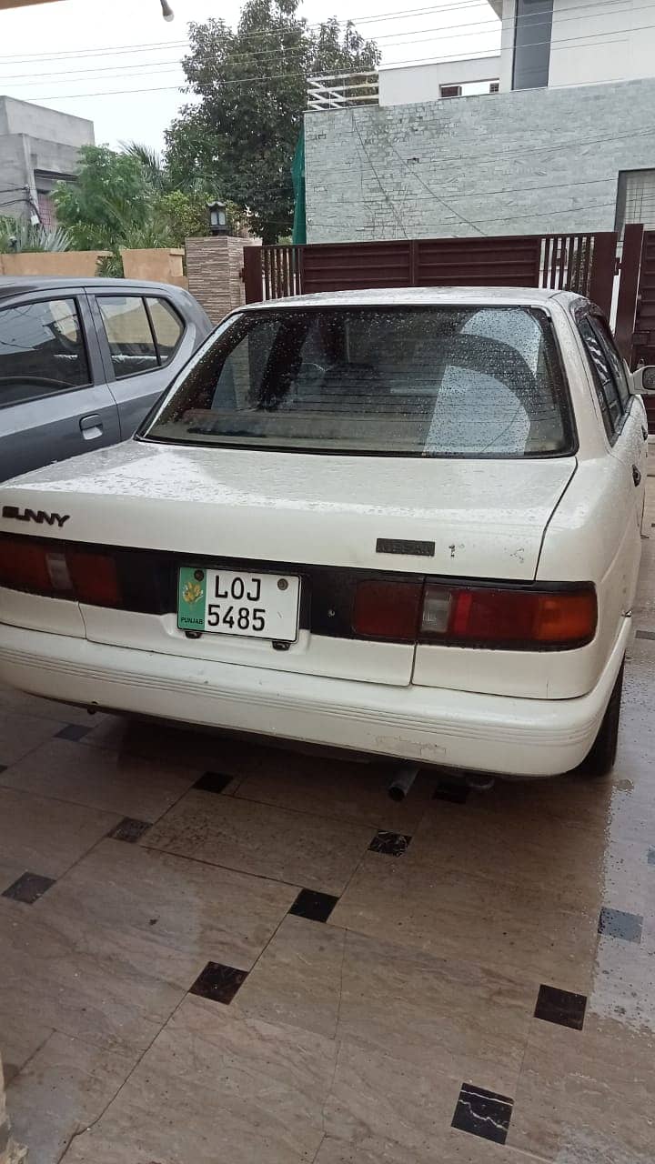 Nissan Sunny 1993 6