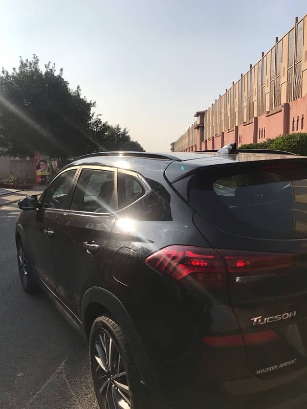 Hyundai Tucson 2022 4