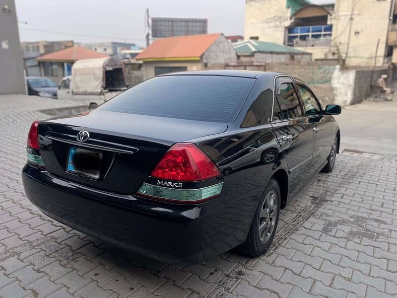 Toyota Mark II 2004 1