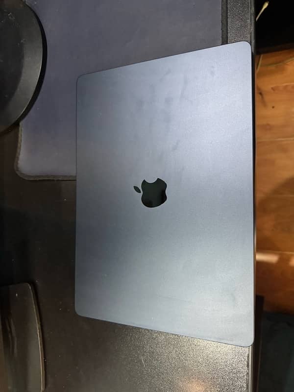 MACBOOK AIR 15.3” M3 (2024) self import USA model 11