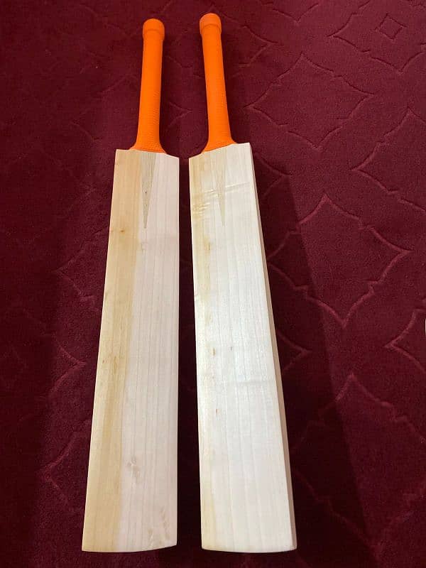 CRICKET BATS 0