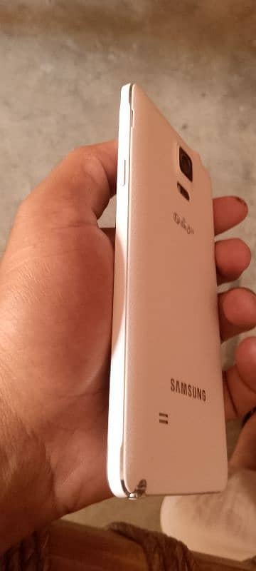 Samsung Galaxy note 4  (non PTA) 6