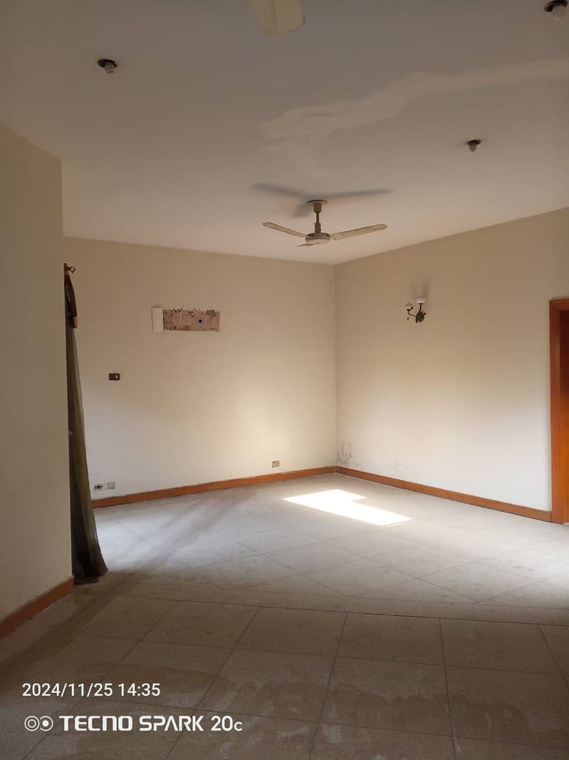 2 KANAL UPPER PORTION FOR RENT 8