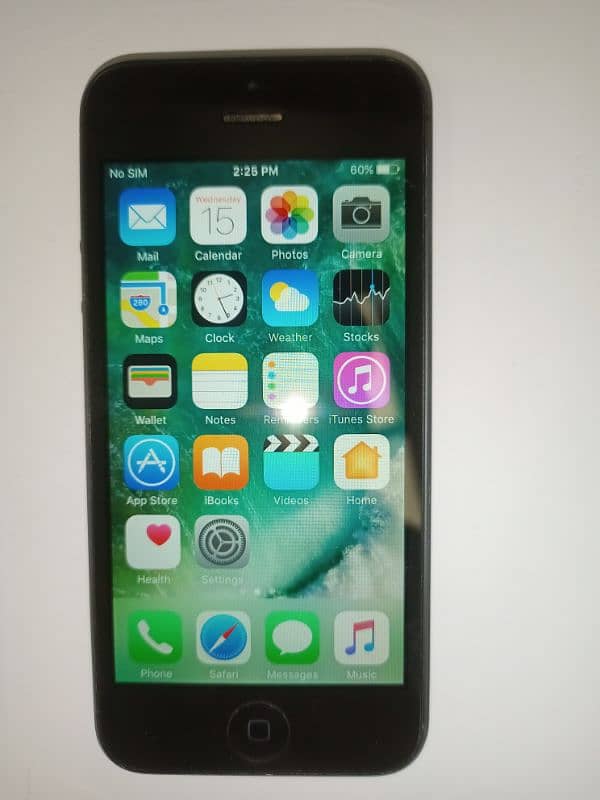 I sell iPhone 5 -16 GB 2