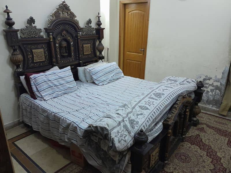 KING SIZE CHANIOTI BED FOR SALE 2