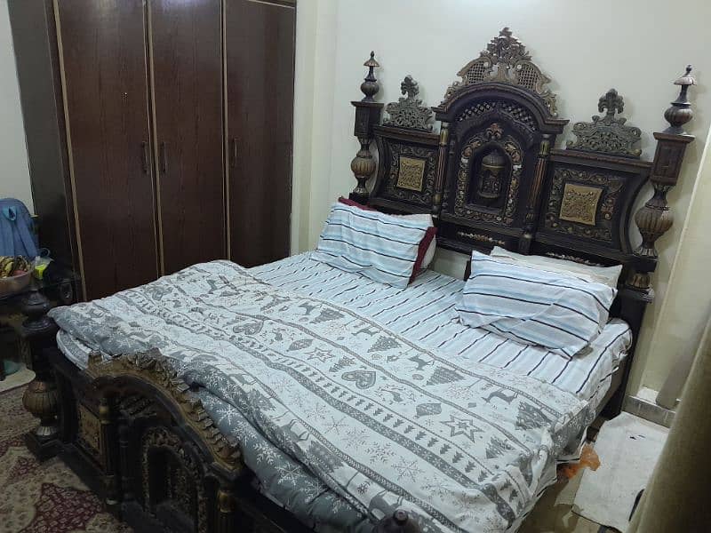 KING SIZE CHANIOTI BED FOR SALE 3