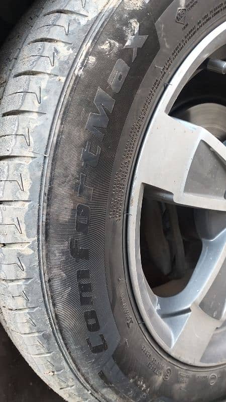 15'' Alloy Rims with brand new tyres 3