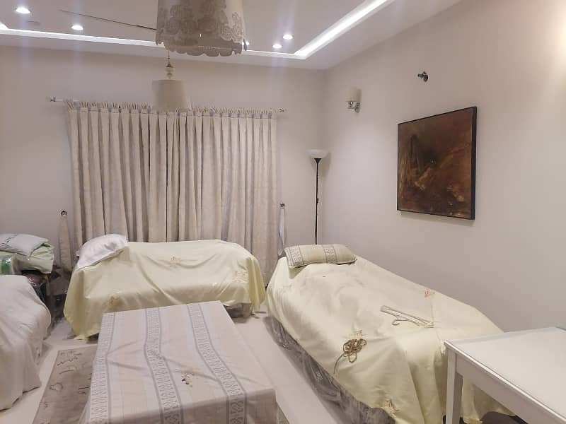 Ten Marla Lower Portion For Rent in Bahria Town Lahore 6