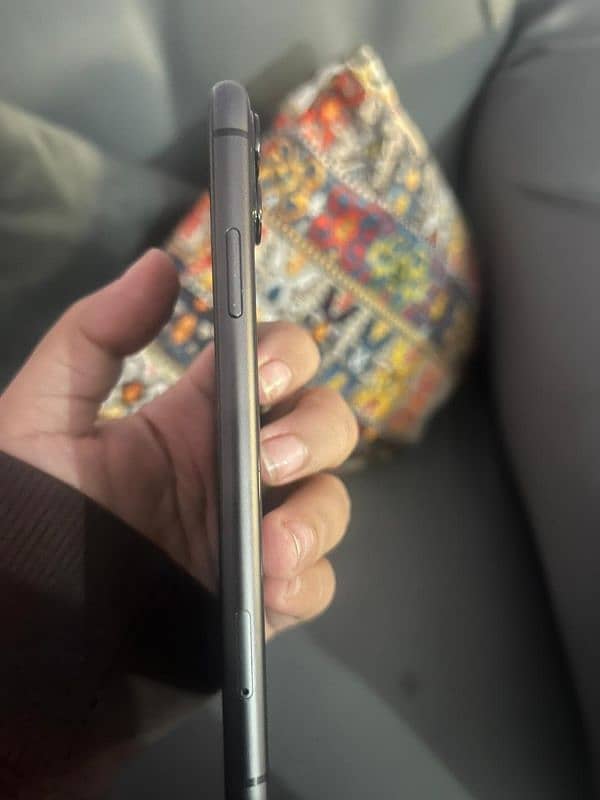 iphone 11 urgent sale 2