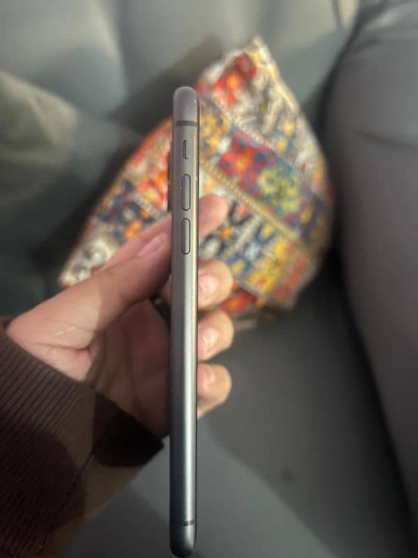 iphone 11 urgent sale 3