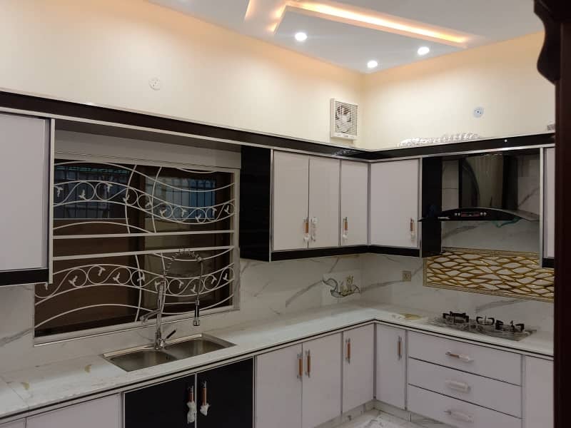 12 Marla House For Sale In Johar Town Phase 2 11