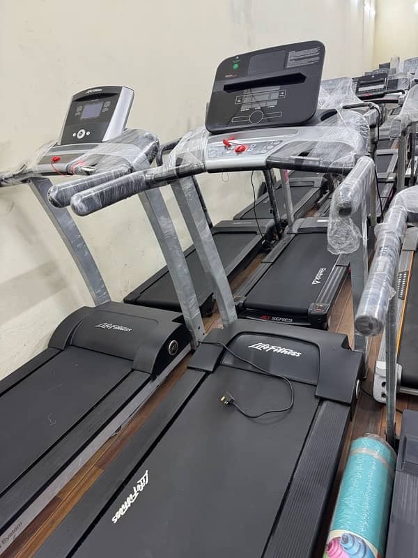 Running Treadmils Cycles Ellipticals Electric Machines | Butt Fitness 0