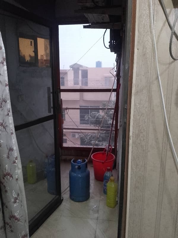 Unoccupied Flat Of 350 Square Feet Is Available For sale In Johar Town 3