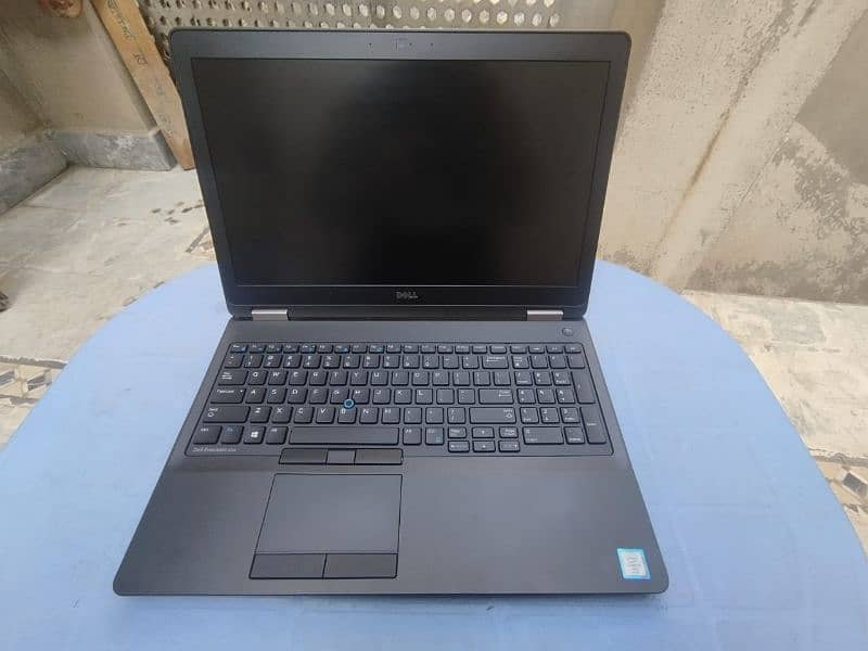 DELL Precision 3510, Core i7 6th Gen ,2GB Graphic Card, 8GB 256GB NVM2 0