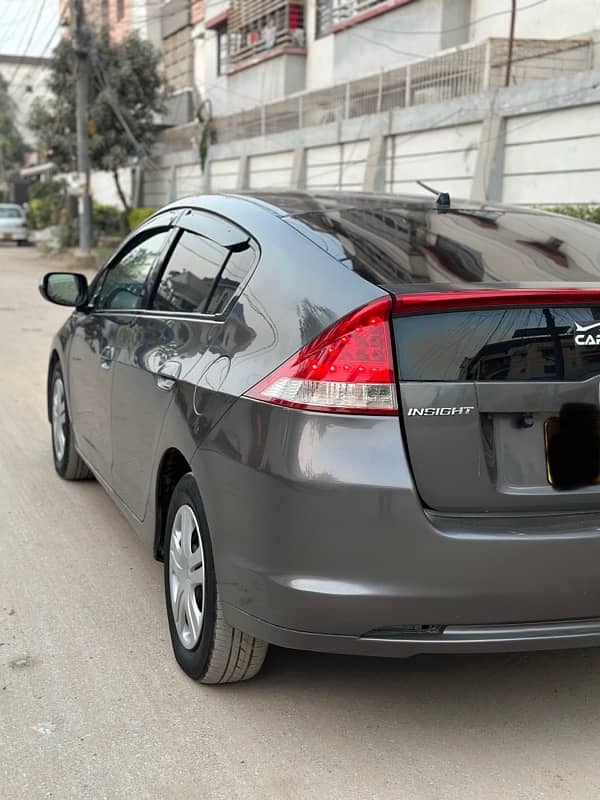 Honda Insight hybrid model 2010 registration 2013 own engine 1st owner 5