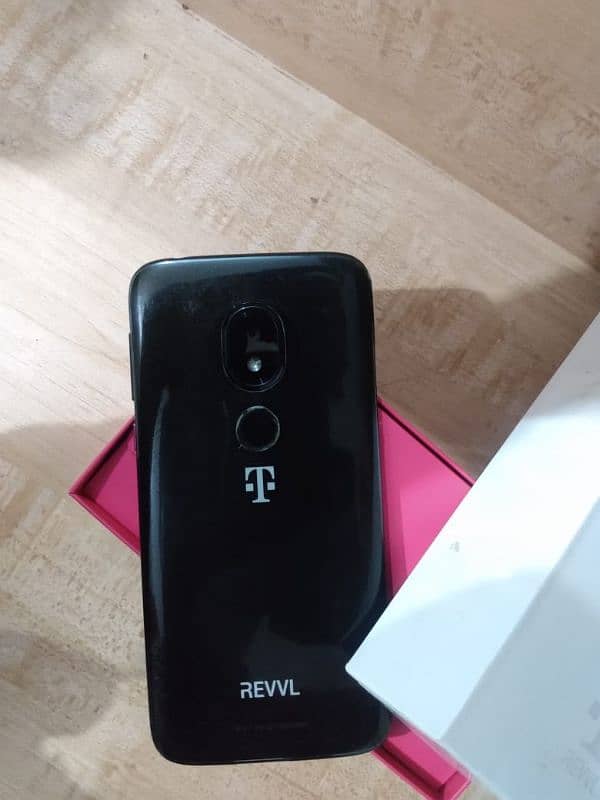 Motorola Revvl 1